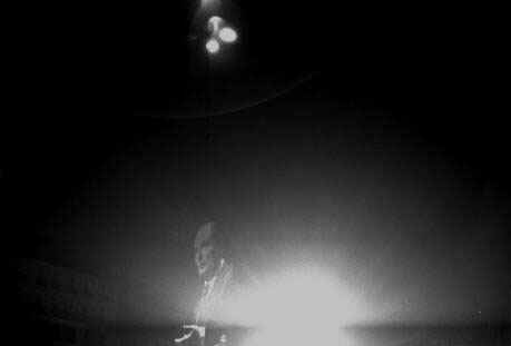  --------- Apparition --------